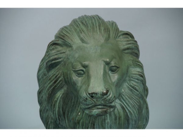 Pair of verde bronze lions - 2