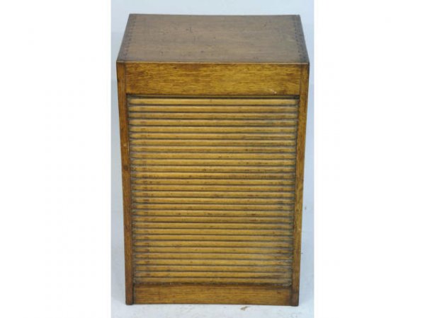 Box with tambor drawer.
