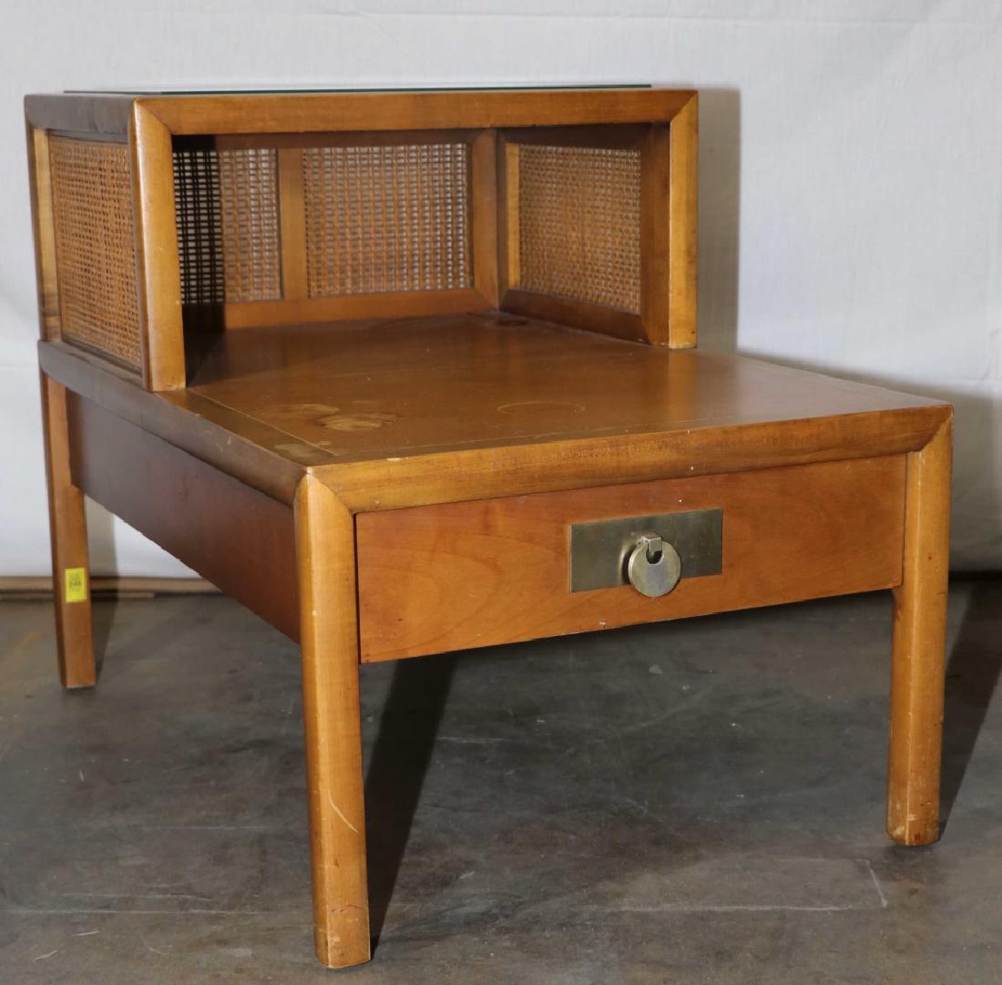 VINTAGE LAMP TABLE WITH DRAWER: VINTAGE LAMP TABLE WITH DRAWER. Height: 23 in. by Width: 20 in. by Depth: 29 in.