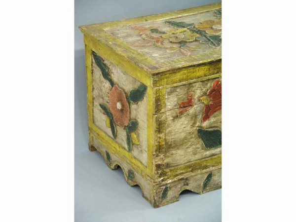 Antique Mexican, hand painted trunk. - 2