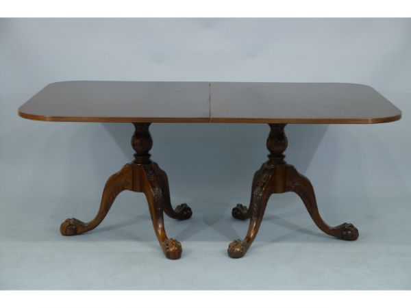 Double pedestal ball and claw dining room table.: Double pedestal ball and claw dining room table. Size: 73" x 31" x 47" extends to 97" long with leaf.
