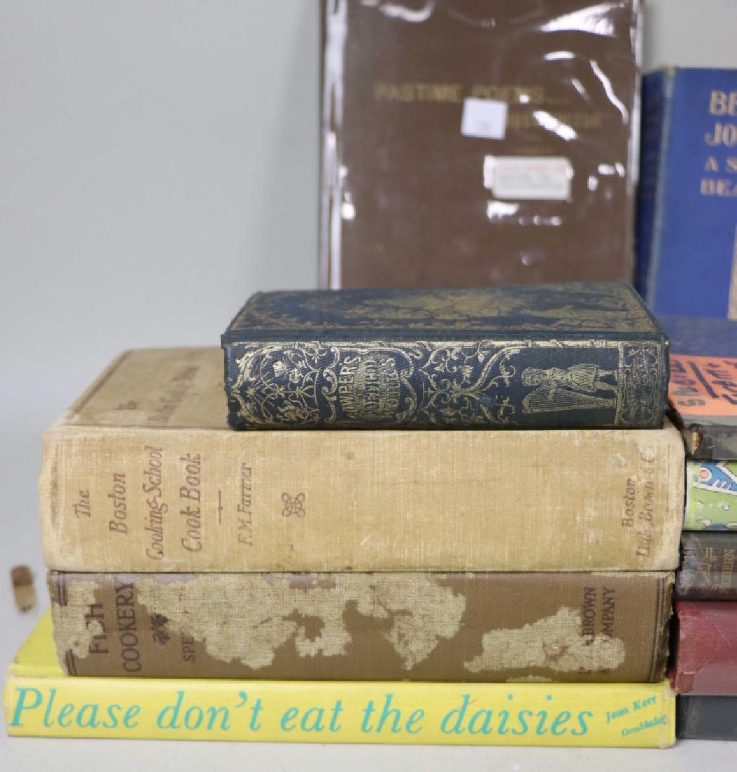 MIXED LOT OF 11 ANTIQUE BOOKS BY TEXAS AUTHORS (1 of 4)