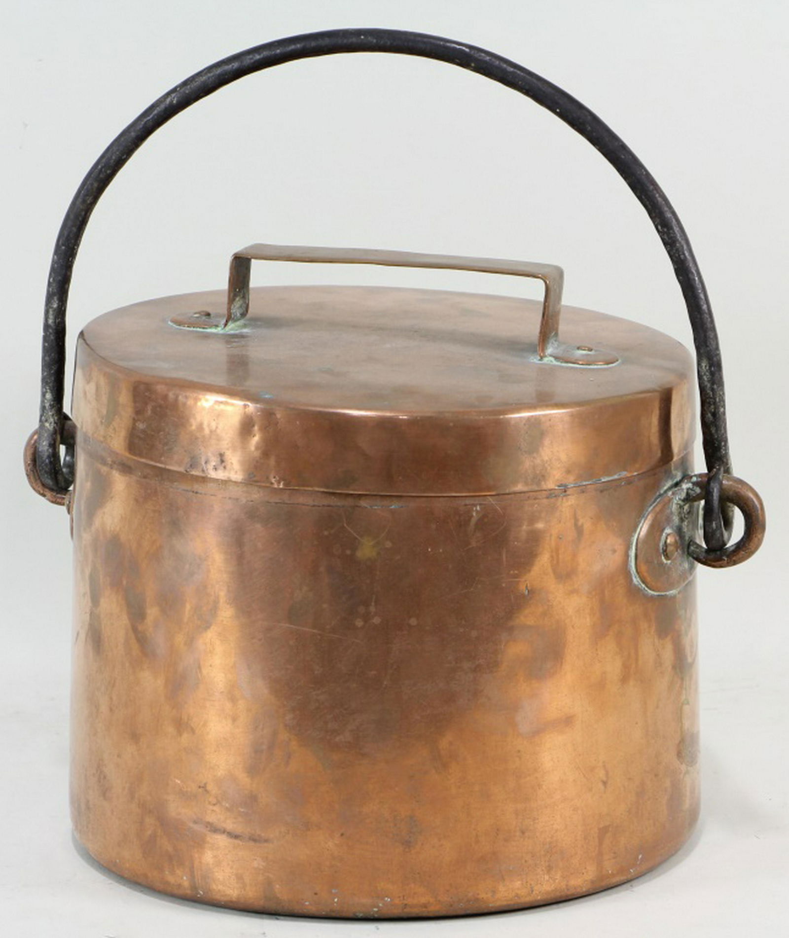 ANTIQUE COPPER LIDDED POT (1 of 2)