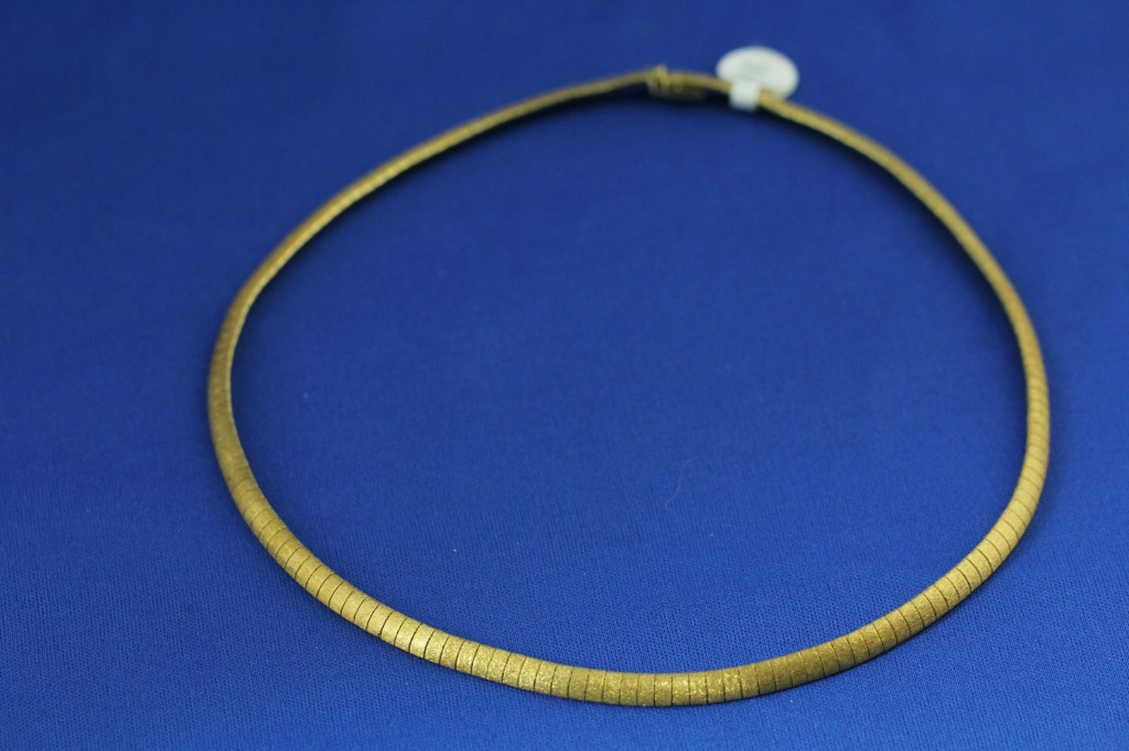 18kt YELLOW GOLD ITALIAN OMEGA NECKLACE (36.7g) (1 of 2)