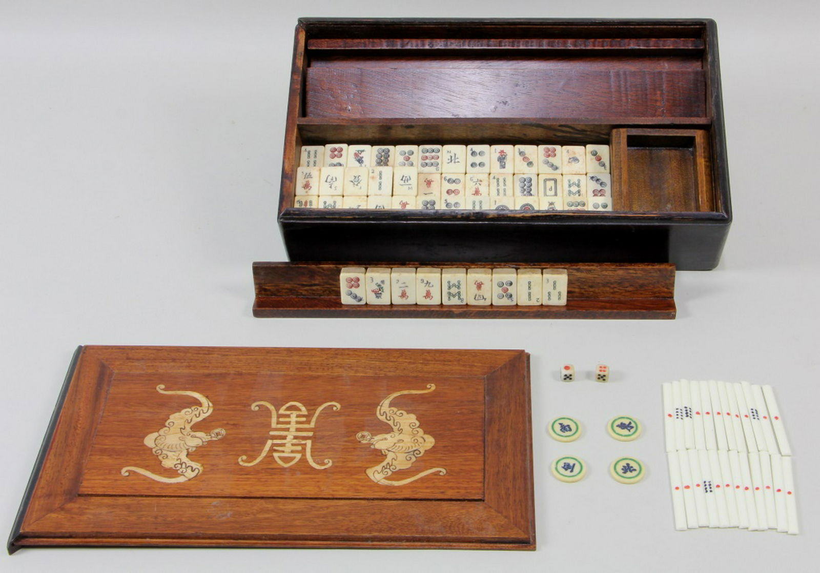 MAHJONG SET (1 of 2)