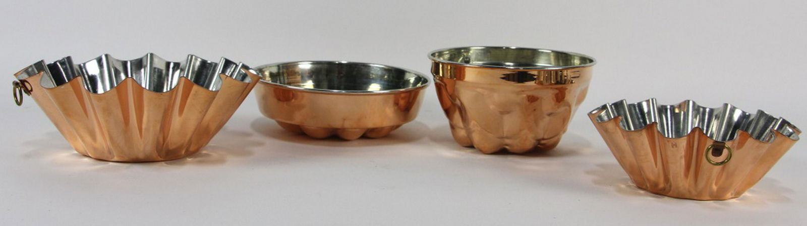 SET OF FOUR E. DEHILLRIN CAKE PANS (1 of 5)