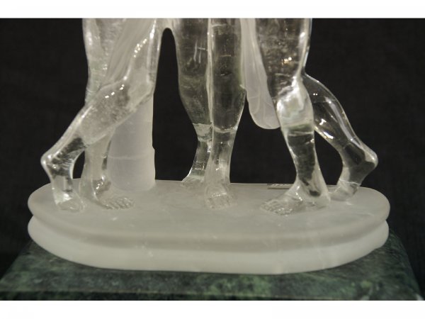 Small rock crystal statues of 3 women. - 4