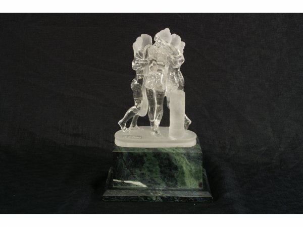 Small rock crystal statues of 3 women. - 6
