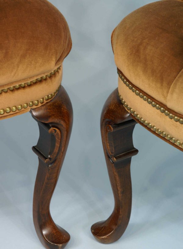 Pair of brown button-tufted armchairs. - 3