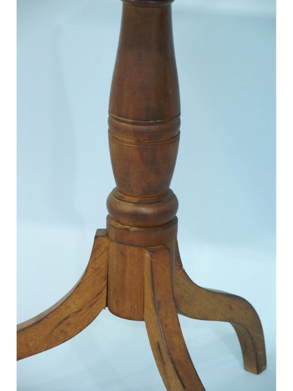 Early antique Federal candle stand - 2