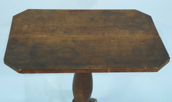 Early antique Federal candle stand - 3