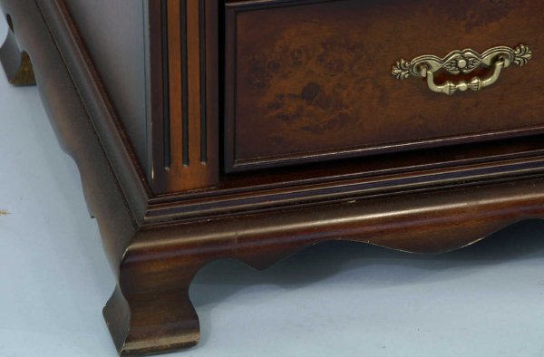 Mahogany secretary 4-drawer, burled wood, tooled - 2