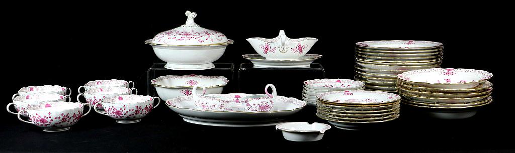 1934 MEISSEN "ORIENTAL FLOWERS AMETHYST" SET: 1934 MEISSEN "ORIENTAL FLOWERS AMETHYST" 46 PIECE DINNERWARE SET. - FROM THE RUNNELS/FIRESTONE ESTATE. Height: 6 in. by Width: 10 1/2 in. by Depth: 10 1/2 in.