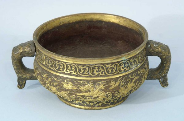 BRONZE COMPOTE WITH ORIENTAL DRAGON MOTIF