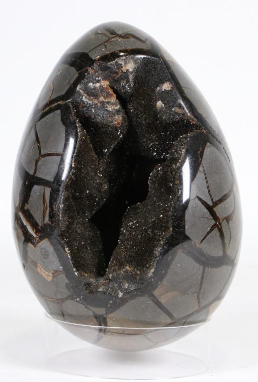 LARGE SEPTARIAN EGG GEODE (1 of 1)
