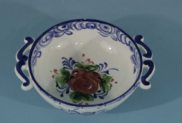 GROUP OF HAND PAINTED CERAMIC BOWLS - 2