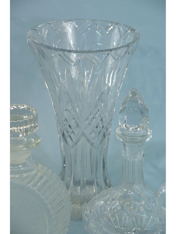 BOX LOT OF CUT GLASS PIECES - 3