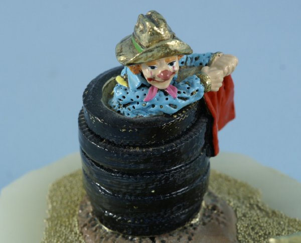 TWO RON A. LEE ART SCULPTURES OF CLOWNS - 5