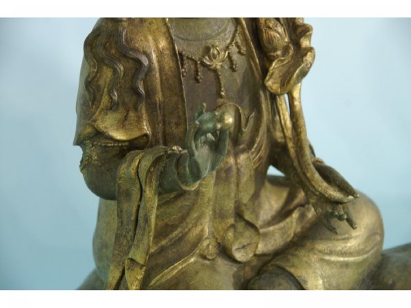 PAIR OF ORIENTAL BRONZE SEATED BUDDHAS - 7