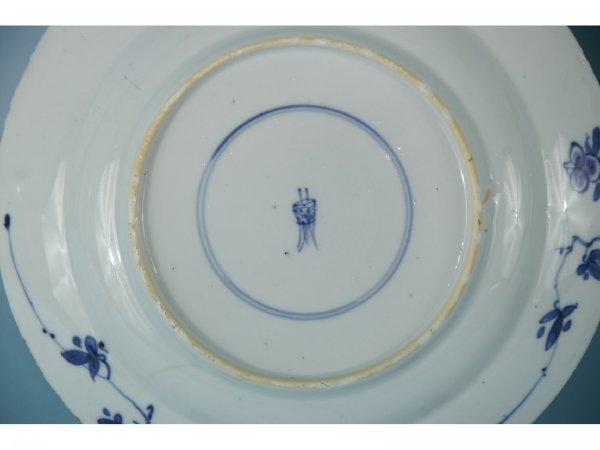 3-PIECE BOX LOT OF 17th CENTURY CHINESE PLATES - 6