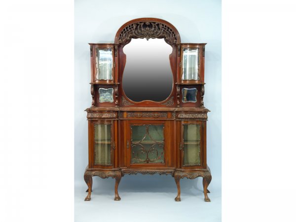 19th C. VICTORIAN CHIPPENDALE STYLE ETAGERE