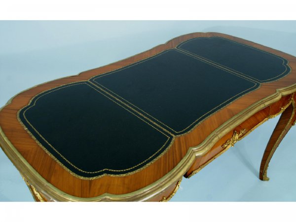 BURLED WOOD AND GILT ACCENT FRENCH WRITING TABLE - 8
