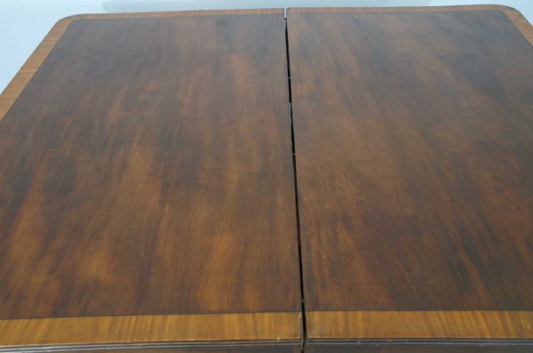 EARLY 19th CENTURY ENGLISH DINING TABLE - 5