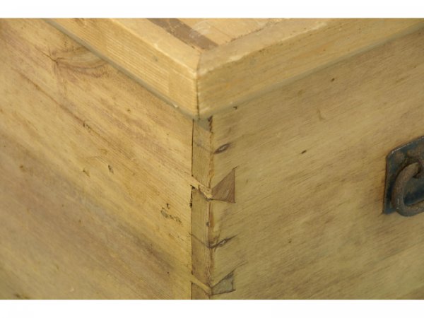 ANTIQUE PINE TRUNK - 4