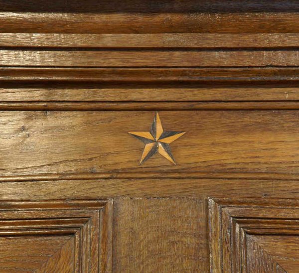 19TH CENTURY FRENCH CHERRY ARMOIRE. - 2