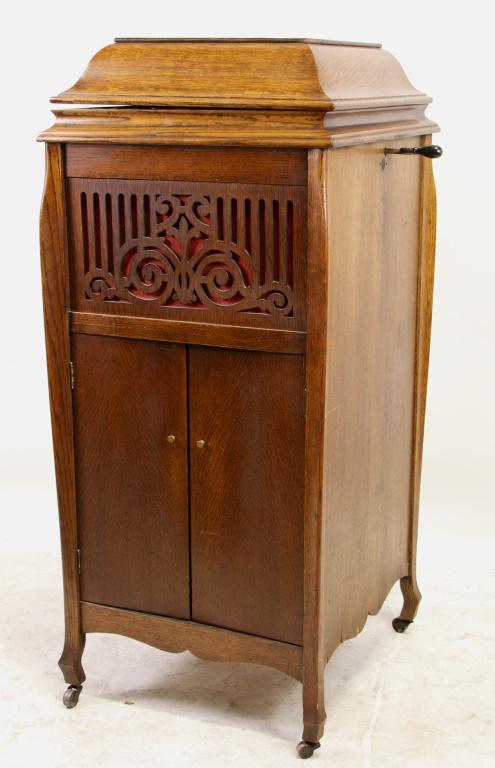 WILLIAMS & SONS RECORD PLAYER: WILLIAMS & SONS RECORD PLAYER. Height: 50 in. by Width: 24 in. by Depth: 24 in.
