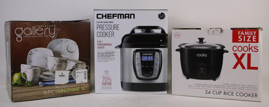 TWO PIECE APPLIANCE LOT & DINNERWARE SET: TWO PIECE APPLIANCE LOT & DINNERWARE SET. LOT CONTAINS: RICE COOKER, PRESSURE COOKER & 16 PIECE DINNERWARE SET. Height: 13 in. by Width: 11 in. by Depth: 11 in.