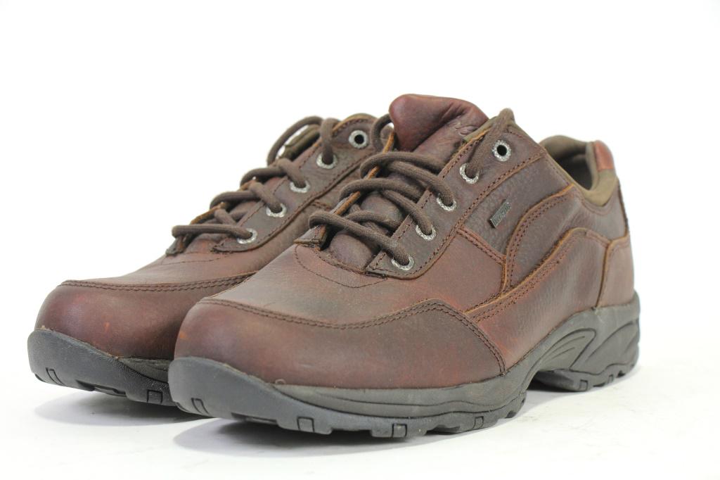 CABELAS DRY-PLUS BOOTS SZ 11D: CABELAS DRY-PLUS BOOTS SZ 11D