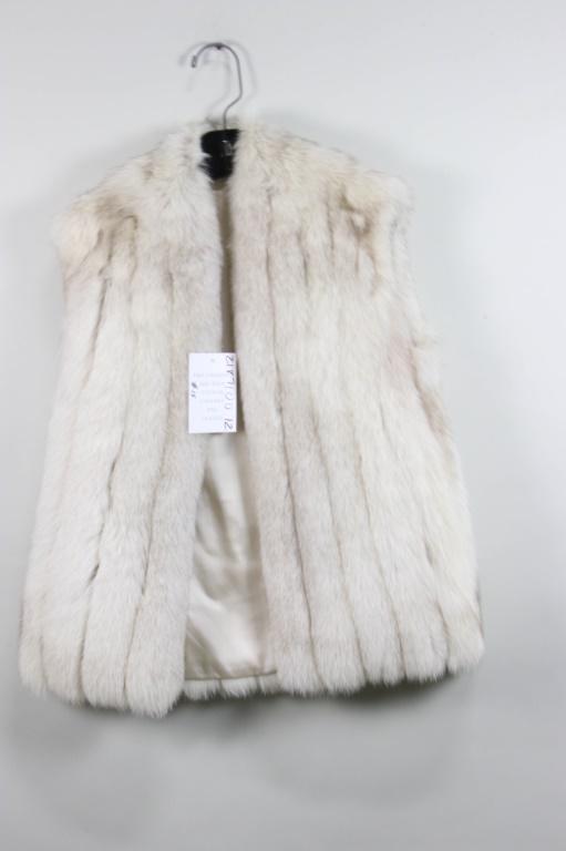 BLUE FOX VEST: BLUE FOX VEST