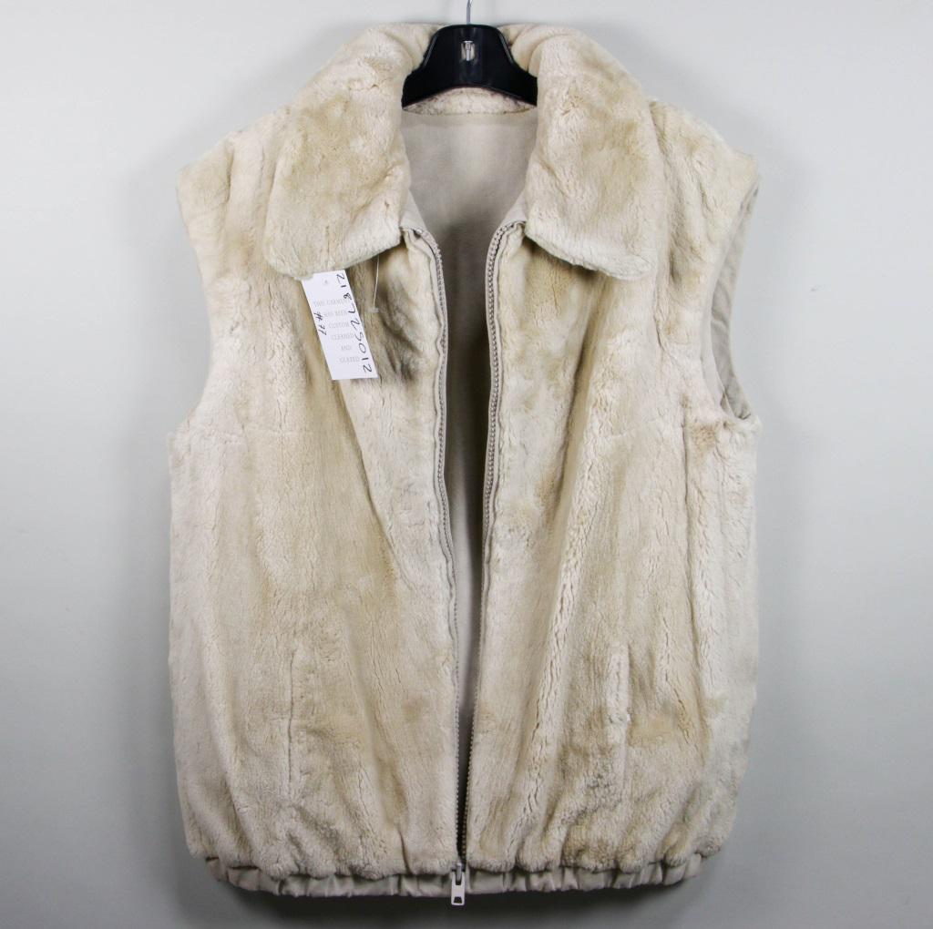 BEIGE SHEARED BEAVER REVERSIBLE VEST: BEIGE SHEARED BEAVER REVERSIBLE VEST