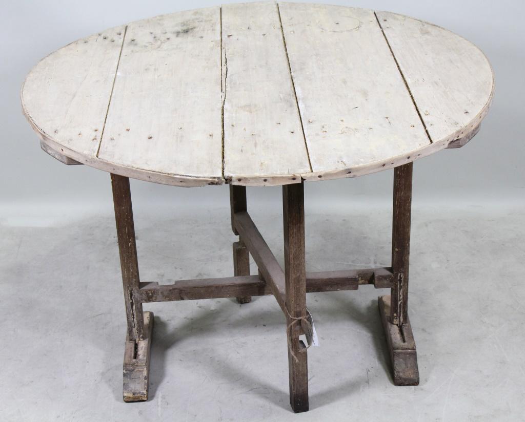 ANTIQUE FRENCH VINEYARD FOLDING TABLE (1 of 3)