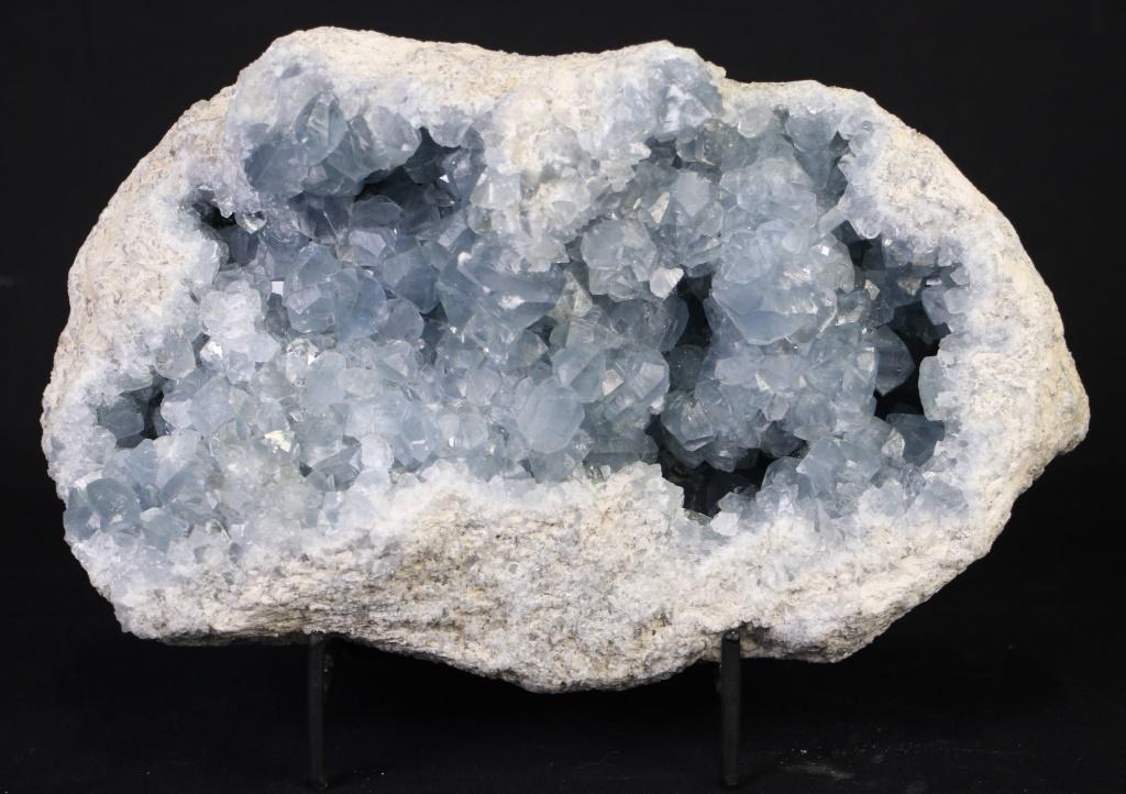 CELESTITE GEODE (1 of 1)