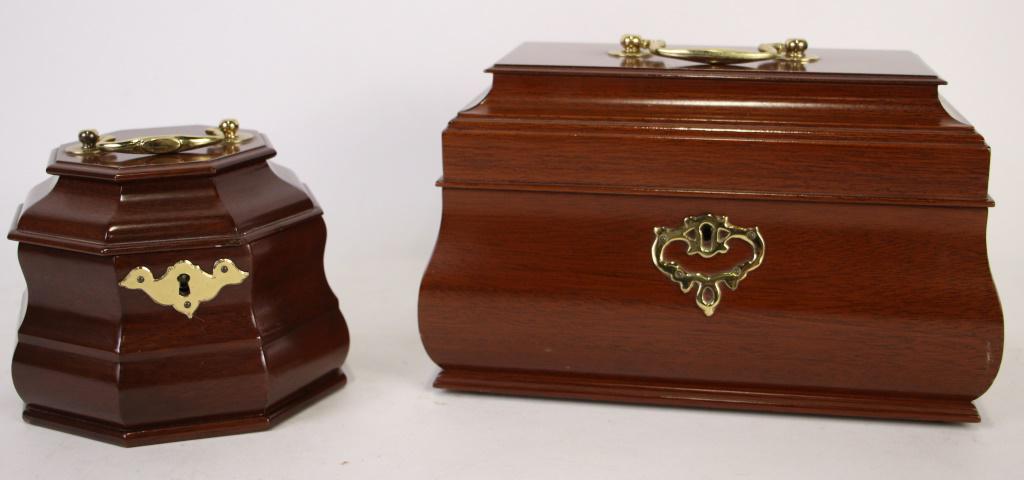 LOT OF TWO WILLIAMSBURG FOR KITTINGER TEA CADDIES (1 of 6)