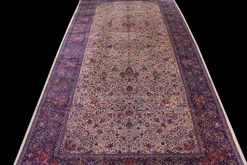 HAND KNOTTED IRANIAN KHORASSAN RUG (1 of 5)