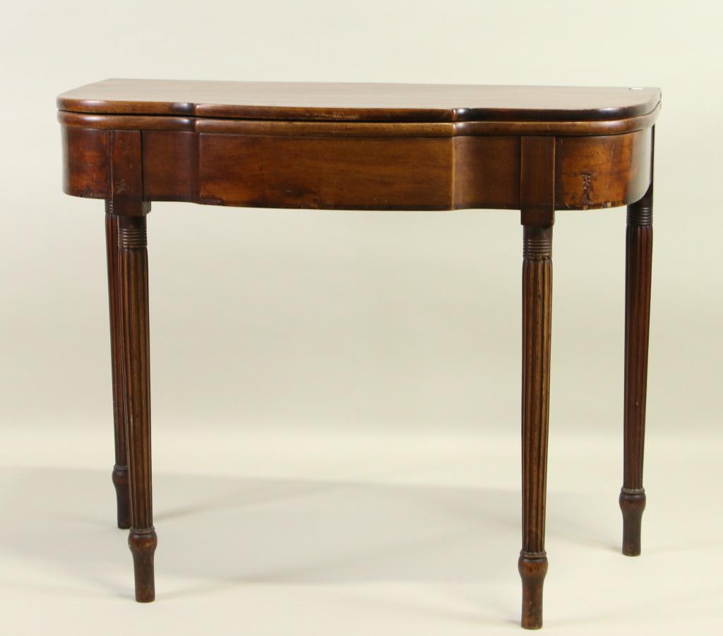 ANTIQUE SHERATON FLIP TOP GATE LEG GAME TABLE (1 of 2)