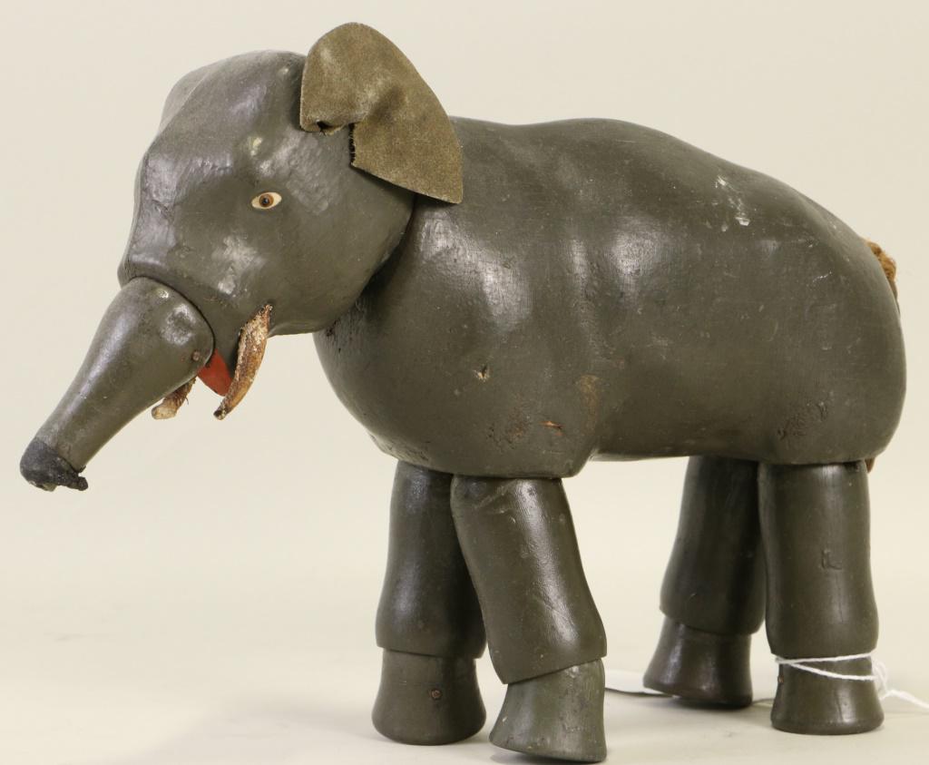 SCHOENHUT ELEPHANT (1 of 2)