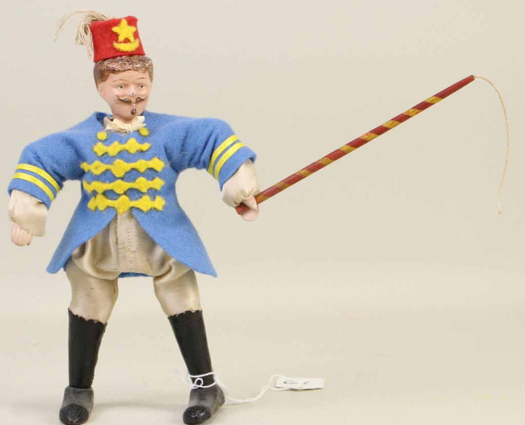 SCHOENHUT LION TAMER (1 of 3)