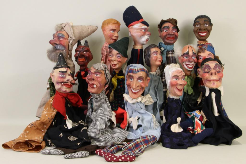 SET OF 15 VINTAGE PUNCH & JUDY PUPPETS (1 of 3)