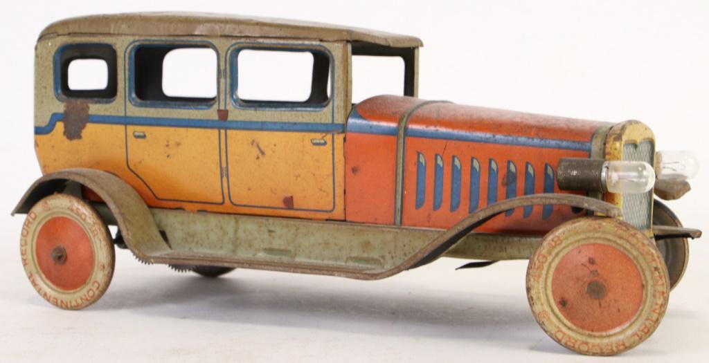 TIN WIND UP TOY CAR (1 of 2)