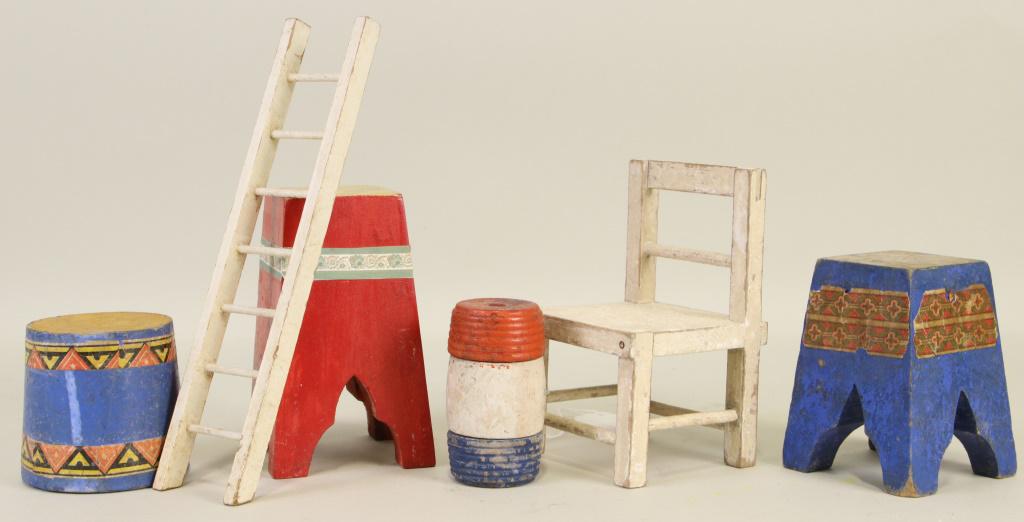 LOT OF SCHOENHUT CIRCUS ACCESSORIES (1 of 1)