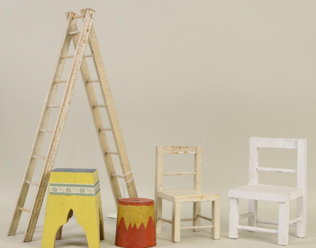 LOT OF SCHOENHUT CIRCUS ACCESSORIES (1 of 1)