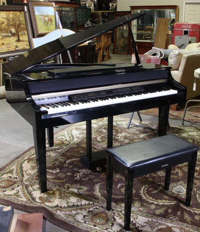 YAMAHA CALVINOVA CLP-265GP DIGITAL PIANO: YAMAHA CALVINOVA CLP-265GP DIGITAL PIANO. **ALL ELECTRONICS HAVE BEEN TESTED** Height: 36 in. by Width: 59 in. by Depth: 45 in.