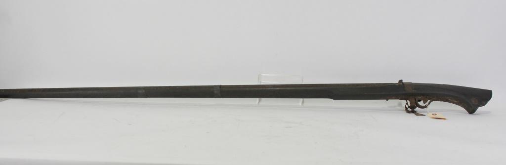 ANTIQUE LATE c.18th MIDDLE EASTERN MUSKET: ANTIQUE LATE c.18th MIDDLE EASTERN MUSKET - Mother-of-Pearl inlaid Jezail or Camel Gun, probably from Afghanistan, with a 1790-1820 unmarked British Brown Bess flintlock.