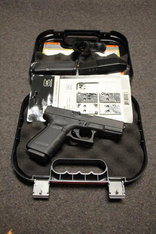 GLOCK 19 GEN 4 MOS 9MM PISTOL (NEW): GLOCK 19 GEN 4 MOS 9MM PISTOL - INCLUDES 4 MOS PLATES FOR REFLEX SIGHT MOUNTING ON SLIDE, 15+1 CAPACITY CALIBER: 9MM; SERIAL NUMBER: BGGT832; NEW FIREARM - ORIGINAL BOX, 2 MAGS, & ACCESSORIES INCLUDED