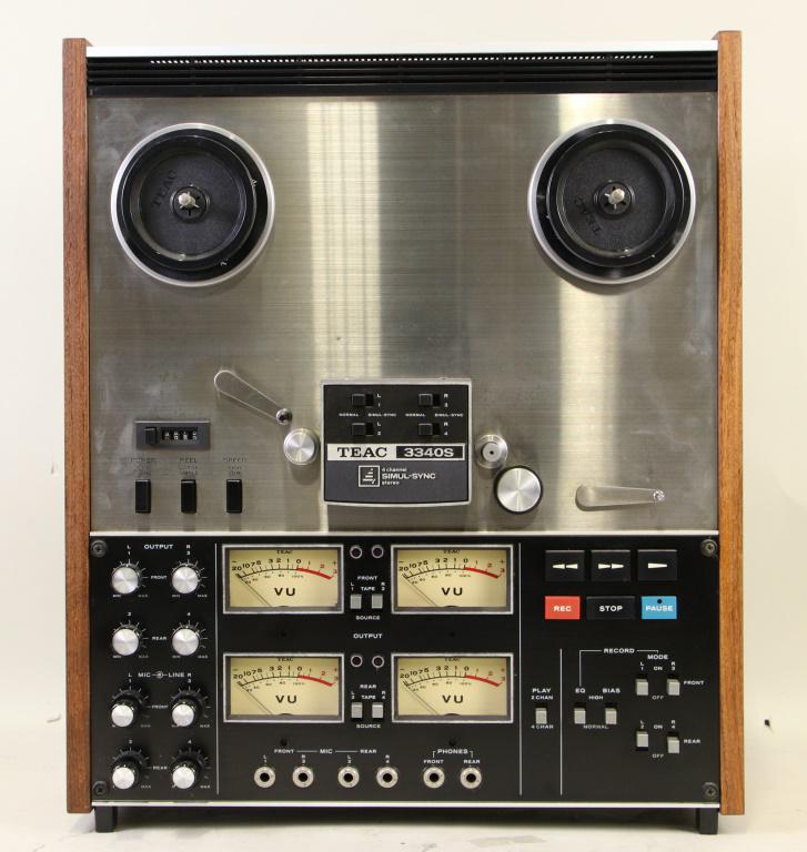 VINTAGE TEAC STEREO TAPE DECK 3340S 4 TRACK: VINTAGE TEAC STEREO TAPE DECK 3340S 4 TRACK. **ALL ELECTRONICS HAVE BEEN TESTED** Height: 20 in. by Width: 18 in. by Depth: 6 in.