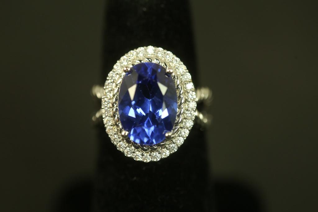 6.12ct TANZANITE ESTATE RING (1 of 2)